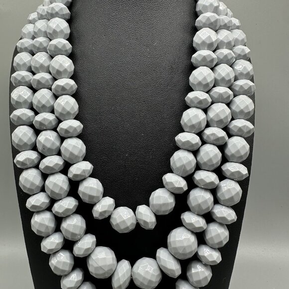 3/$30 Sugarfix Statement Necklace Gray Faceted Beads Chunky Beaded 20" - Picture 5 of 15